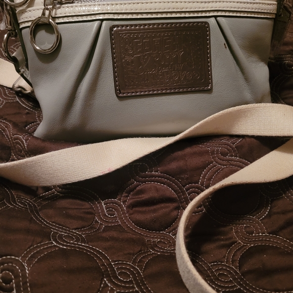 Post - Picture 3 of 3